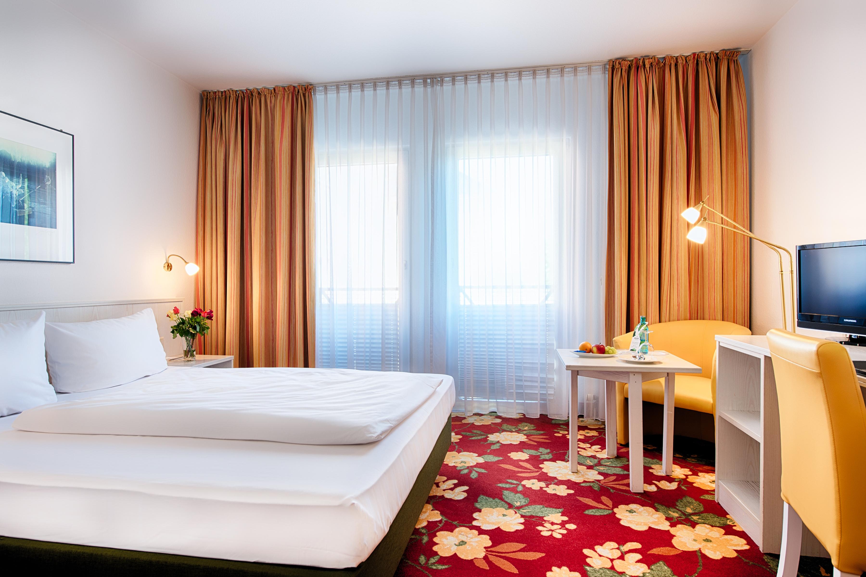 Achat Hotel Schwetzingen Heidelberg מראה חיצוני תמונה