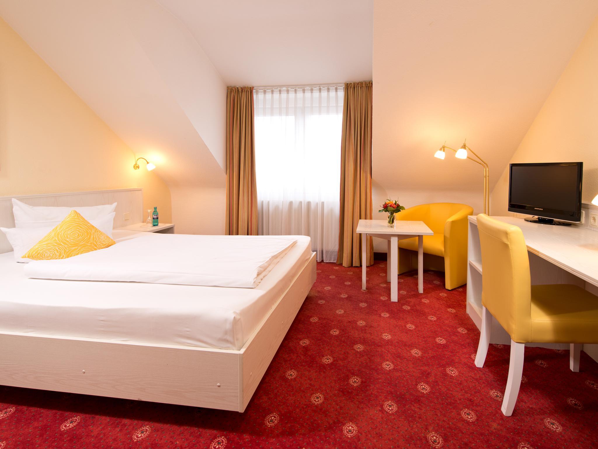 Achat Hotel Schwetzingen Heidelberg מראה חיצוני תמונה